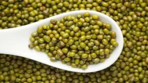 Moong dal for weight loss – low calorie and high protein food