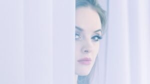 Skin clear kaise kare healthy diet aur lifestyle changes ke sath